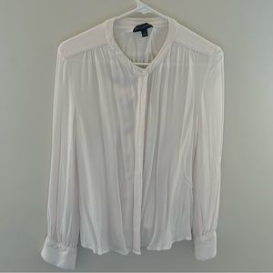 Banana Republic’s Women’s Small White Blouse